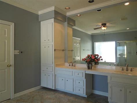 See more ideas about master bath vanity, bath vanities, bathroom design. 23 Master Bathrooms With Two Vanities