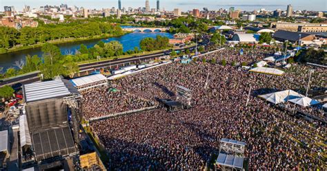 Boston Calling Rings Up Foo Fighters Alanis Morissette King Gizzard And More For 2023 Lineup