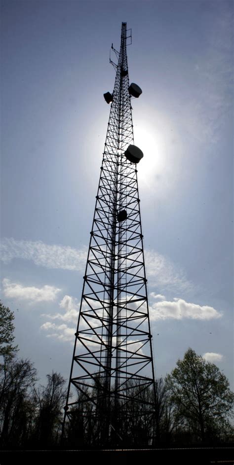 Md City Opposes Cellphone Towers On School Property The Washington Post