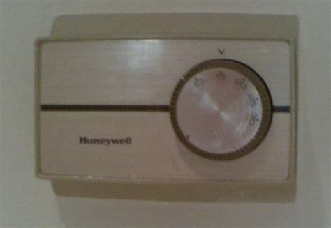 Room thermostat installation & wiring guide: Replacement for Honeywell T6060 thermostat - advice please | DIYnot Forums