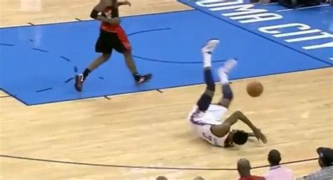 Let S All Watch Hasheem Thabeet Trip Over His Own Feet Video Total