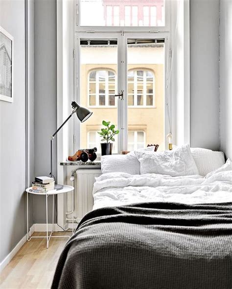Take a look at these simple ways to improve your space. 10 Ultra Small Bedrooms with King Size Beds