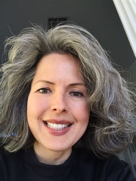 Gray short hair that's been styled with longer layers at the bottom has the tendency to flip out—and that's okay! Pin by Chelin on Grey Grace | Silver grey hair, Gorgeous ...