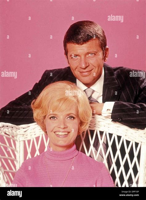 Florence Henderson Robert Reed Hi Res Stock Photography And Images Alamy