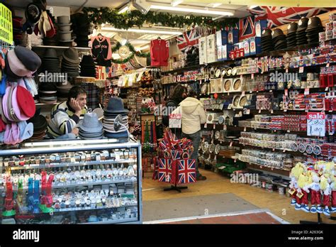 British Souvenirs Shop In Central London Stock Photo Alamy