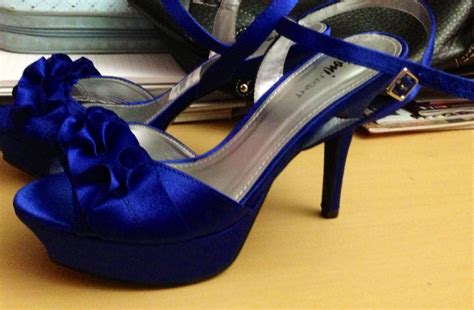 The sun shone as celebrity wedding guests, including oprah winfrey, sported treacy's spectacular creations to watch meghan markle tie the knot with prince harry. Royal blue shoes with wedding dresses are my fave ...