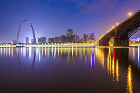 St Louis Night Skyline Stock Photos Pictures And Royalty Free Images