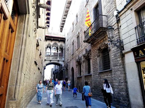 Die Altstadt Von Barcelona Das Barri Gòtic Viertel Alle Tipps And Infos