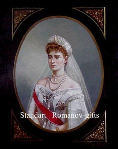 Empress Alexandra Romanova Alexandra Accent Pieces Sculpture