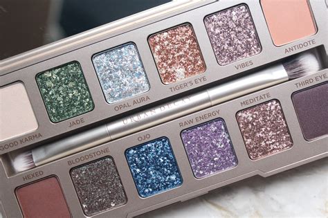 Urban Decay Stoned Vibes Eyeshadow Palette Review & Swatches — Hannah ...