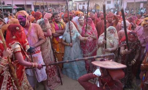 Holi 2023 Devotes Celebrated Lathmar Holi In Barsana At Mathura Amazing