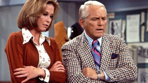 15 awfully big facts about the mary tyler moore show mental floss