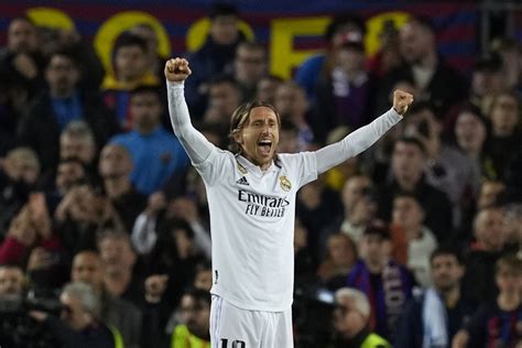 Modric Renueva Un Año Con El Real Madrid Tvcr