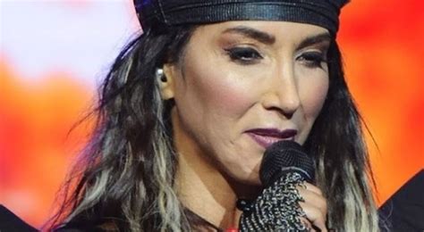 She made her debut in the early 2000s, and since the. Hande Yener Nazar Değmesin diye öyle bir önlem aldı ki!