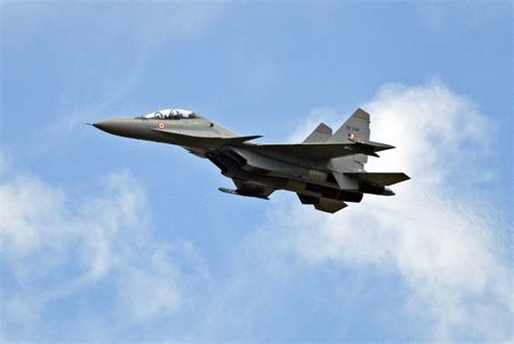 Striking Russian Fighter Jet Pictures Military Machine