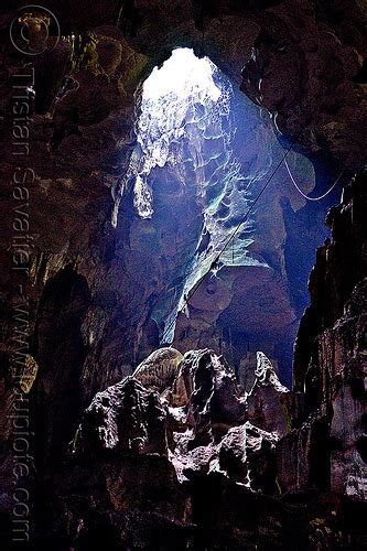 Gua Niah Sinkhole In Roof Of Natural Cave Niah Caves Borneo