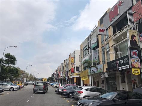 Located in cheras, mahkota cheras is a bustling township filled with people who are attracted to what mahkota cheras has got to offer. M+ Bandar Mahkota Cheras ( PR Traders ) - amediartist