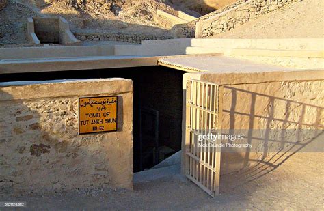 Entrance To Tutankhamun Tomb In Luxor Egypt Foto De Stock Getty Images