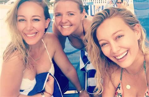 Hilary And Haylie Duff Pose In Cleavage Tastic Bikinis Together See