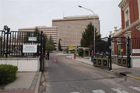 Hospital central de la defensa gómez ulla descargar pdf. El CSIF denuncia el cierre de la planta 22 del H. Gómez ...