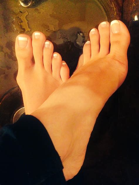 Caroline Rays Feet