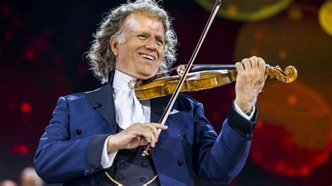 André Rieu El ‘rey Del Vals Vuelve A Pasear Su Carisma Por España