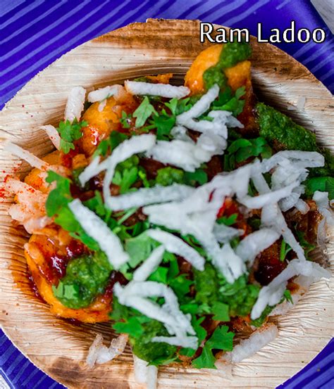 Boondi ladoo is a popular traditional indian sweet made using gram flour, sugar and ghee. Ram Ladoo Recipe: How To Make Moong Dal Pakora - Boldsky.com