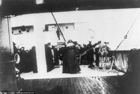 Black And White Photos Of Titanic Survivors From Carpathia Daily Mail Online