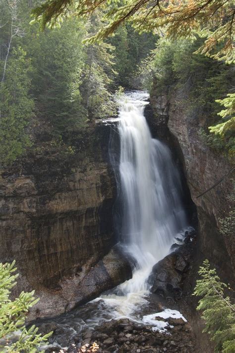 Munising Falls In 2023 Michigan Waterfalls Waterfall Michigan Travel