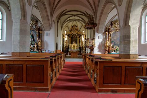 The feldkirchen an der donau center is approximately 9 miles northwest of linz hoersching airport and 10 miles west of city centre linz. Pfarrkirche Feldkirchen an der Donau Foto & Bild ...