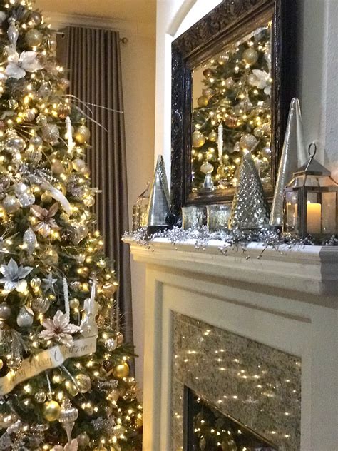 Elegant In Silver And Gold Christmas Tree Decorating Ideas