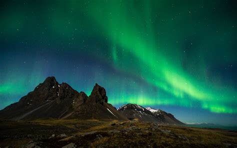 More about the Northern Lights in Iceland ...