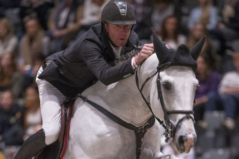 Alles zu den olympischen sommerspielen 2020. Rio 2016: Holländer Jur Vrieling mit Blut am Pferd ...