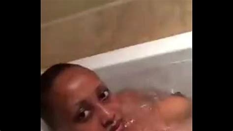 Nairobi Socialite Bathtub Video Leaked