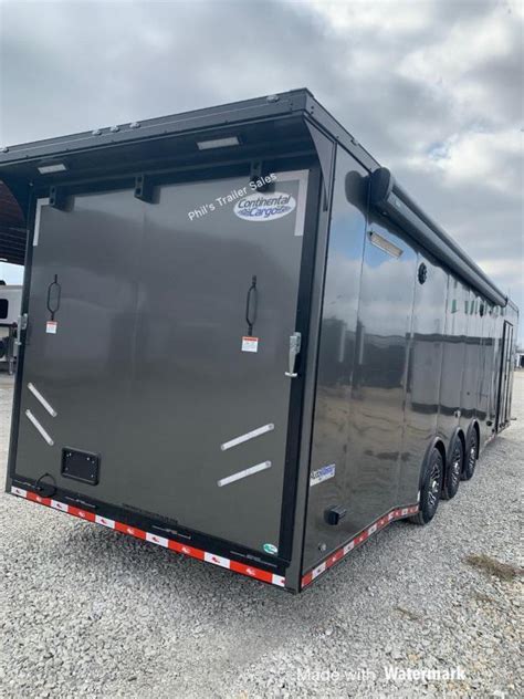 34 Enclosed Race Trailer Electric Awning And Wheel Well Car Racing