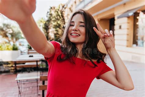 Enthusiastic Caucasian Lady Making Selfie In Outdoor Cafe Laughing Debonair Woman Taking