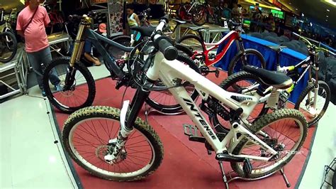 Hope this helps and if anyone has other opinions its always good to have a discussion. HD Mountain Bikes (Hard Tail, Jump, Cross Country, Trail ...