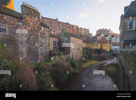 Traditional Edinburgh Tenement Hi Res Stock Photography And Images Alamy