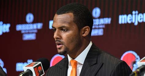 Deshaun Watson Allegations Nfl Star Saw At Least 66 Female Massage Therapists Over 17 Months