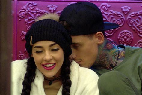 Celebrity Big Brother Stephanie Davis Spends Night In Bed With Jeremy Mcconnell And