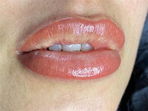 Lip Tattoos 7 Top Faqs Sexy Looking Lips Without Filler