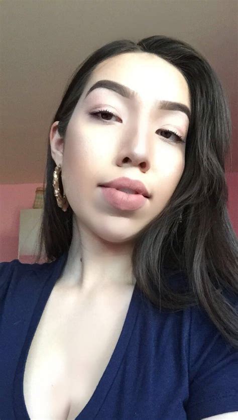 Mixed Latina Girl With Dsls And Blowjob Eyes Scrolller