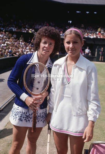 Chris Evert With Billie Jean King Wimbledon 1975 Pink Sports Hero Sports Stars Sports Women