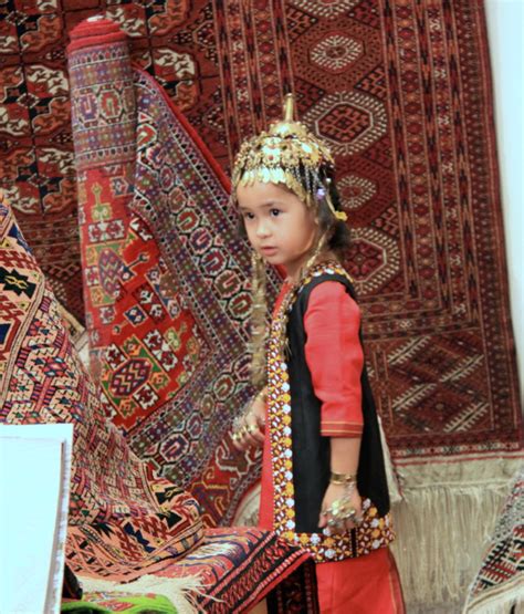Turkmenistan Turkmen Clothing Turkmen Turkmenistan