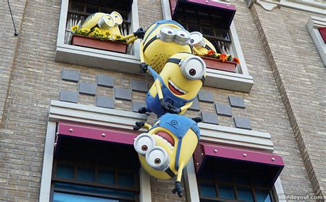 Minion Park Universal Studios Japan Minion Mayhem In The Park