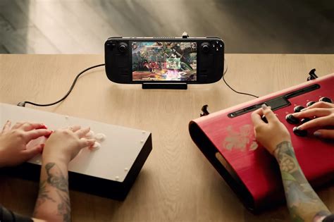 Steam Deck Handheld Gaming Pc Announced Launching December 2021 For