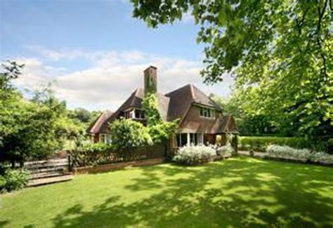 Check spelling or type a new query. Property valuation for The Squirrels, South Hill Avenue ...
