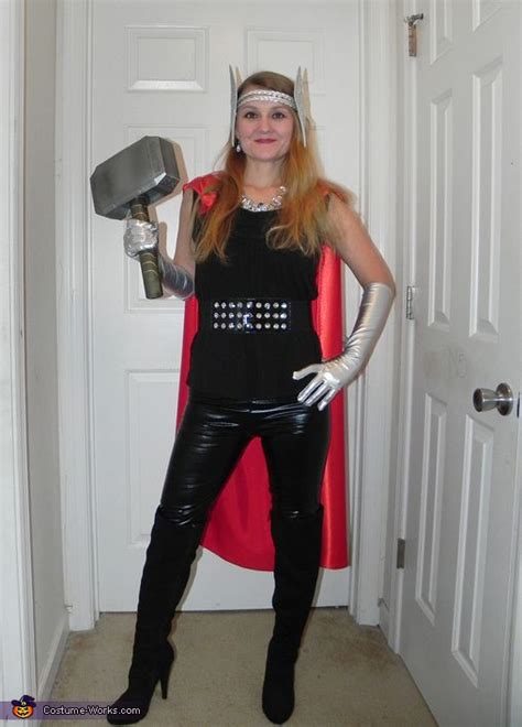 Lady Thor Halloween Costume Contest At Costume Thor Costume Thor Halloween