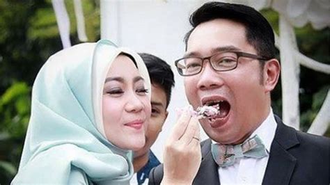 Instagram Ridwan Kamil Posting Foto Istri Ber Caption Mesra Netizen Sakit Masih Bisa Ngerayu