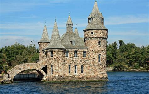 10 Fairy Tale Castles In Canada You Can Visit Travel Bliss Now